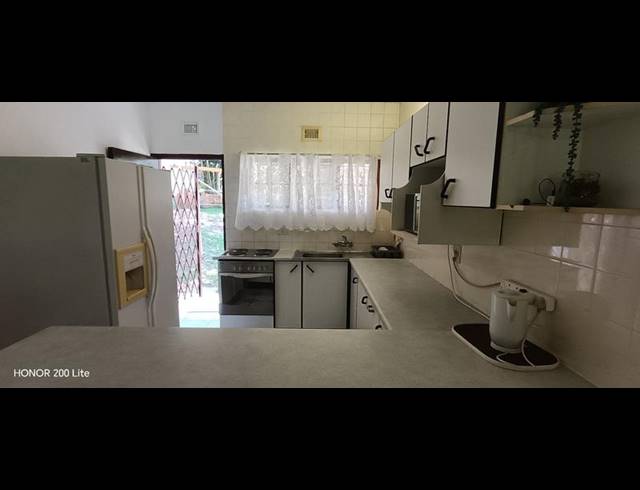 2 BEDROOM APARTMENT FOR SALE IN RENNIES BEACH